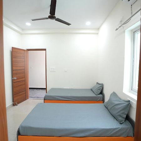 Ostello Olive-2 Coliving Pg Hyderabad Esterno foto